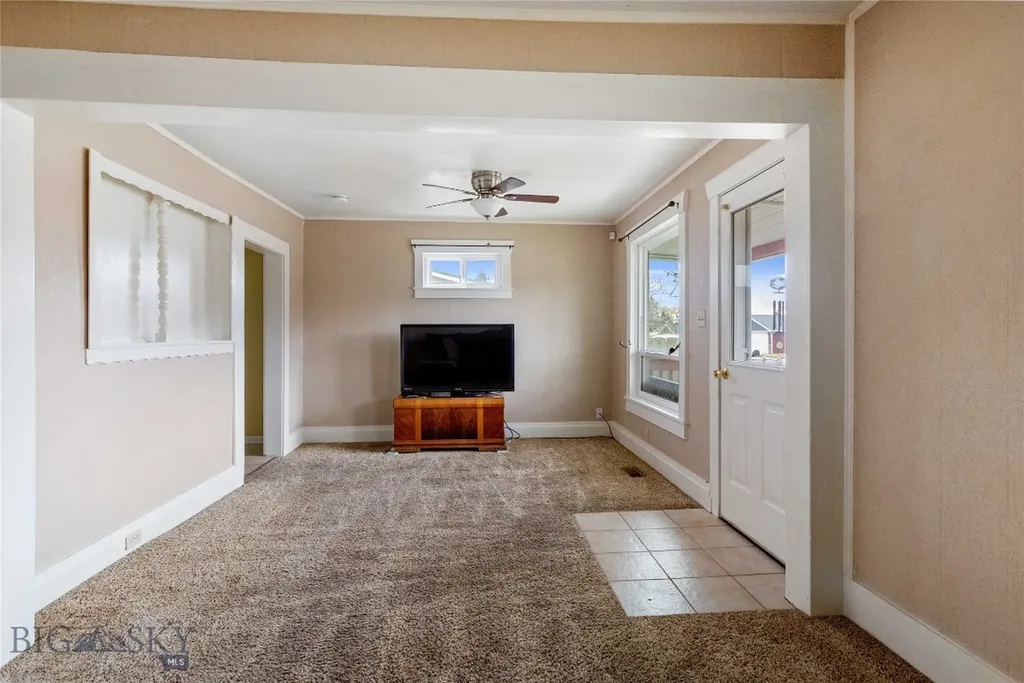 2365 S Dakota Butte MT 59701