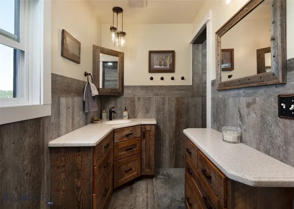 185 Peak Road Bozeman MT 59715