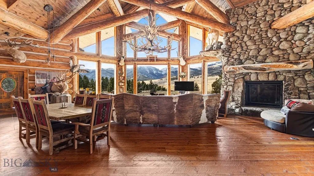 569/571 Cinnabar Basin Road Gardiner MT 59030