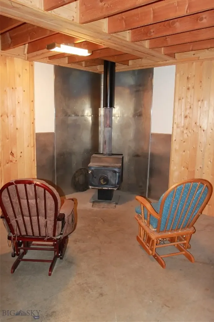 524 Grizzly Meadow Road Emigrant MT 59027