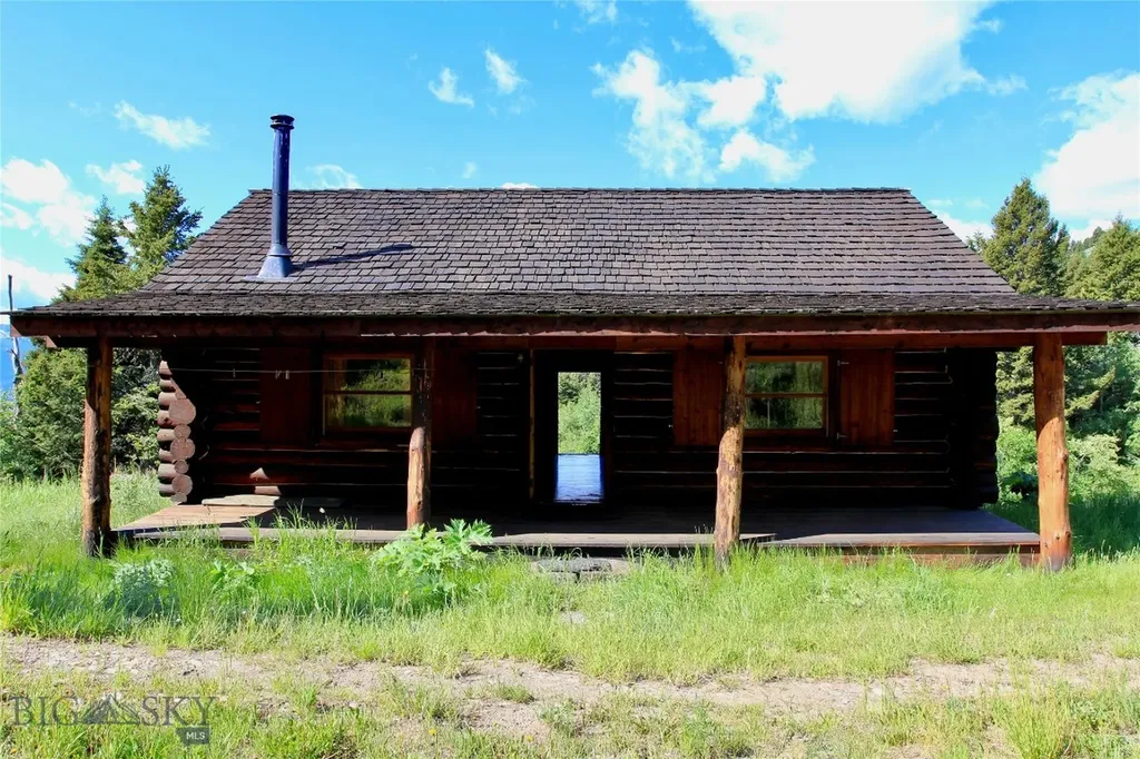 524 Grizzly Meadow Road Emigrant MT 59027