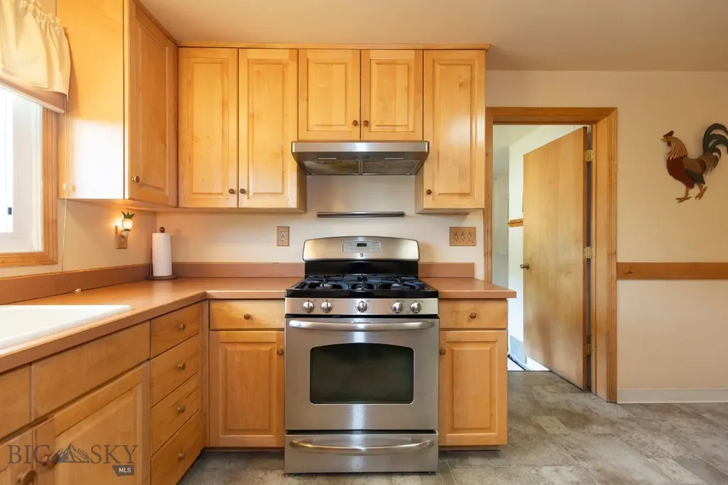 2 Shamrock Lane Livingston MT 59047