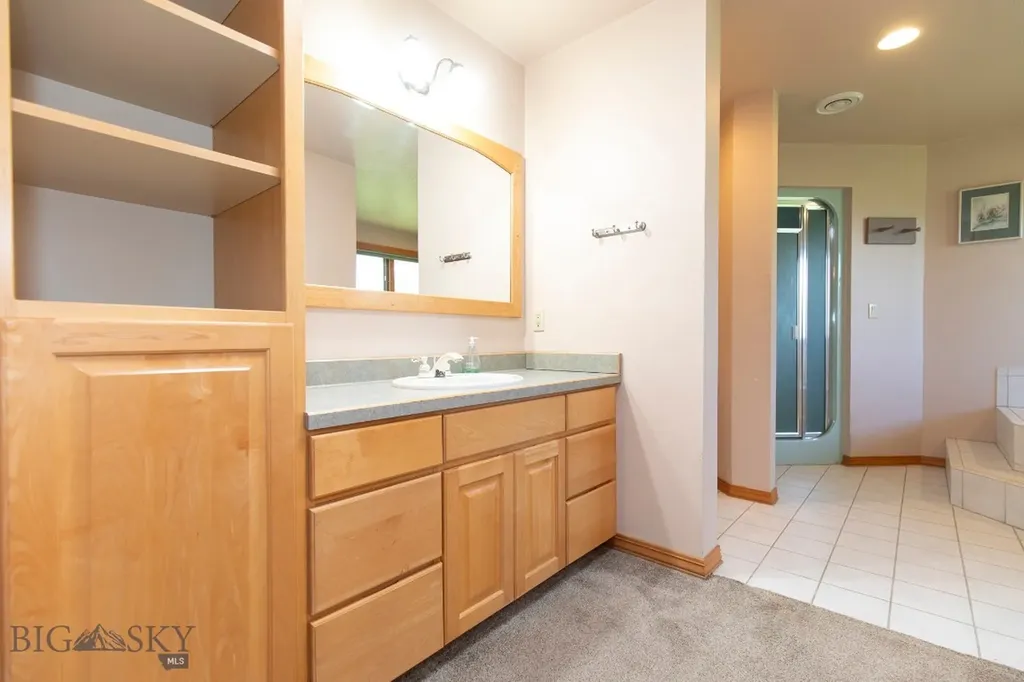2 Shamrock Lane Livingston MT 59047