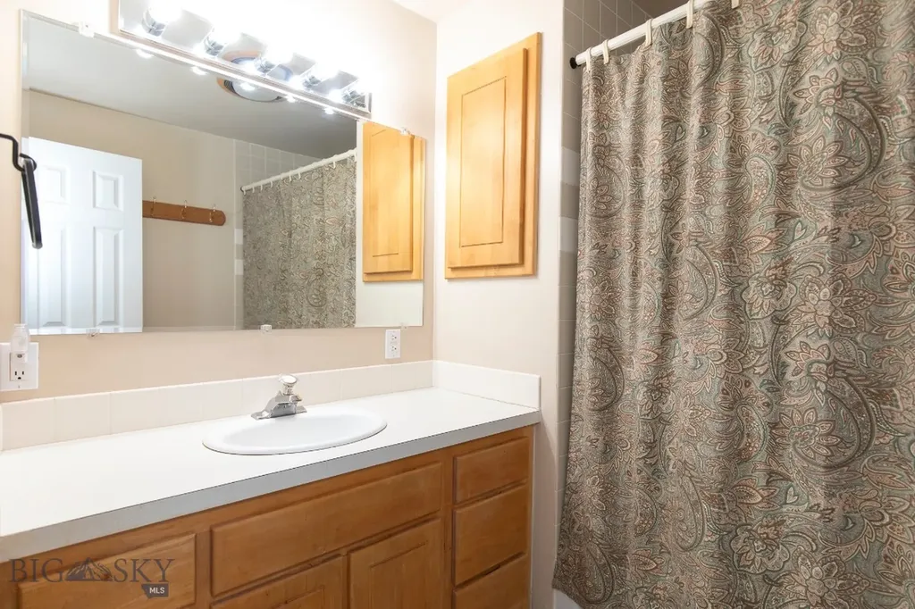 2 Shamrock Lane Livingston MT 59047