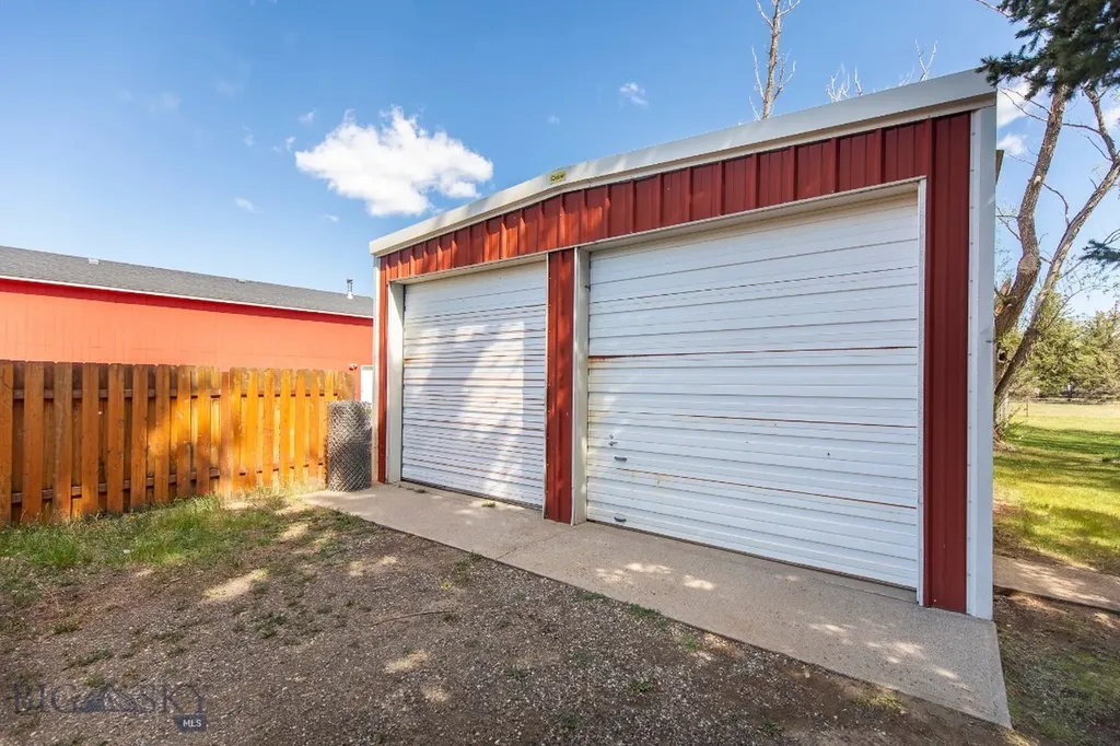 2 Shamrock Lane Livingston MT 59047