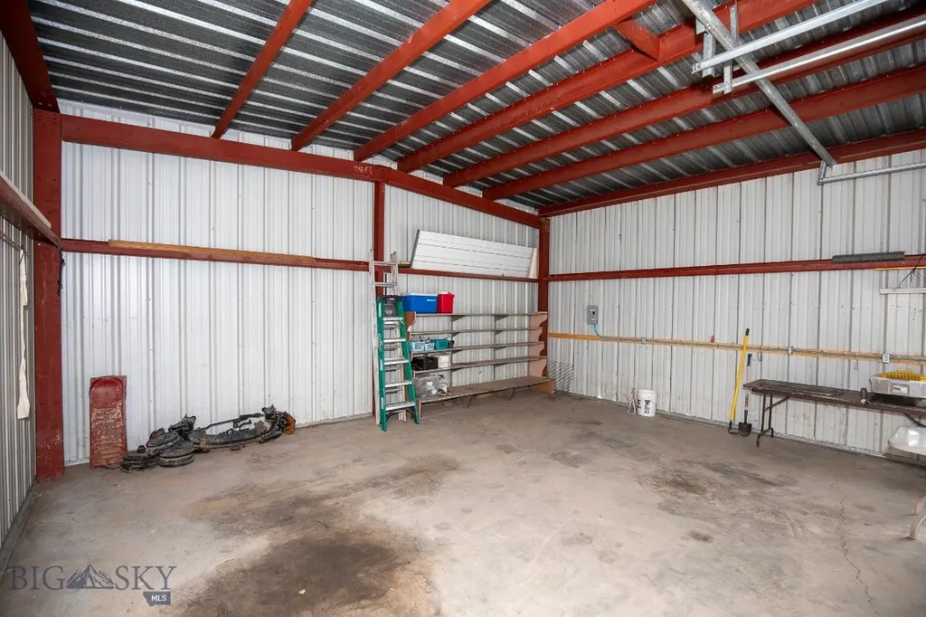 2 Shamrock Lane Livingston MT 59047