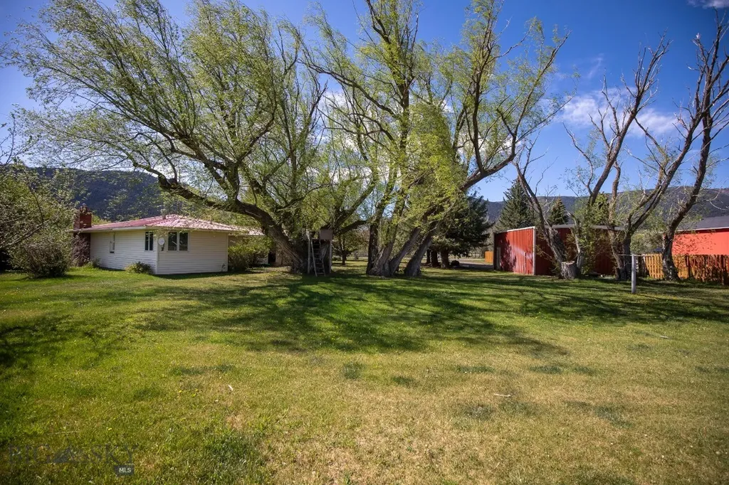 2 Shamrock Lane Livingston MT 59047