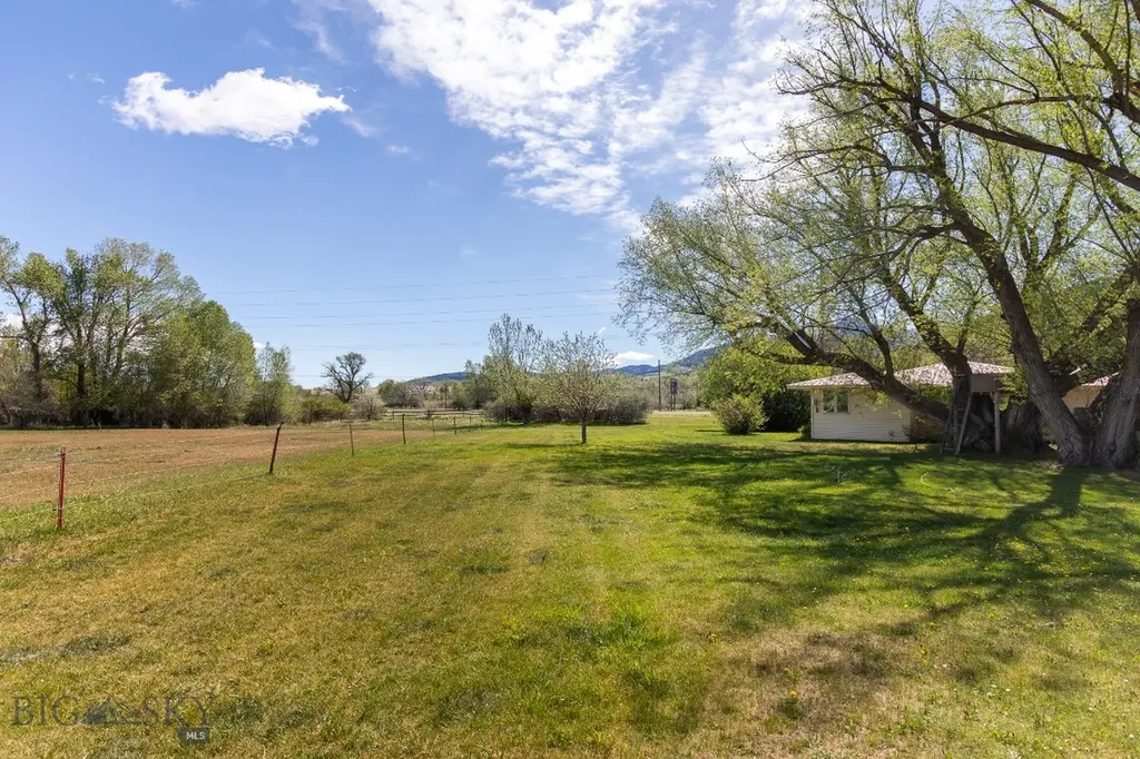 2 Shamrock Lane Livingston MT 59047