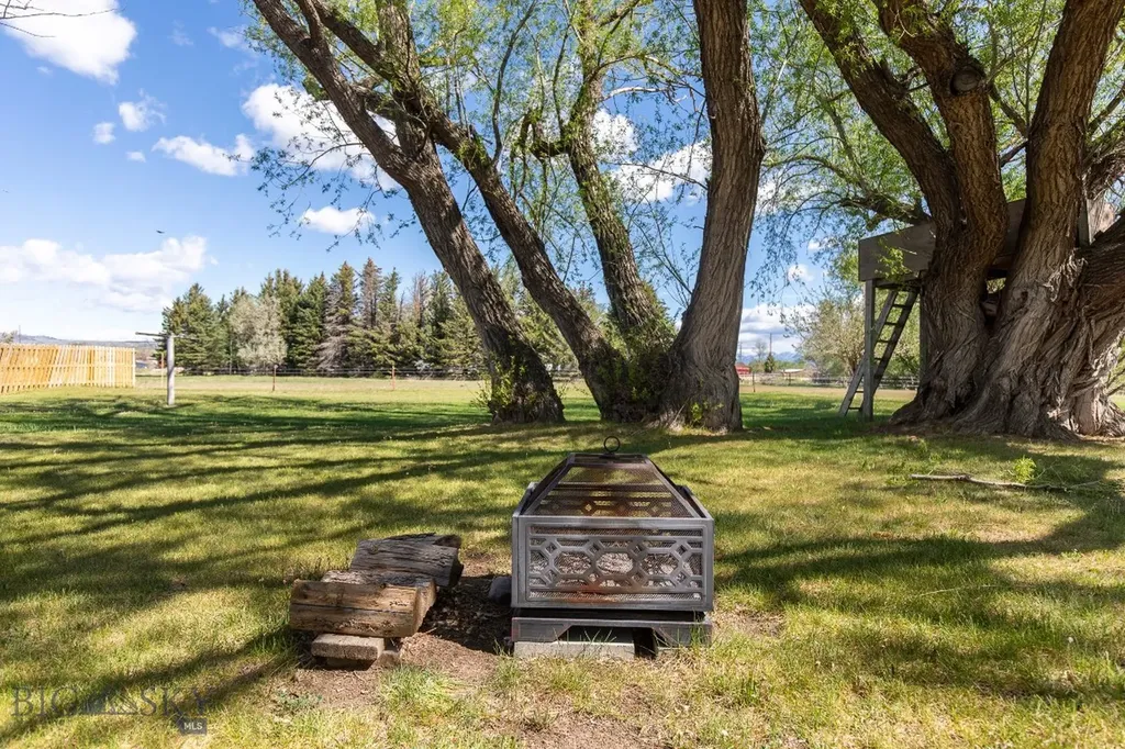 2 Shamrock Lane Livingston MT 59047