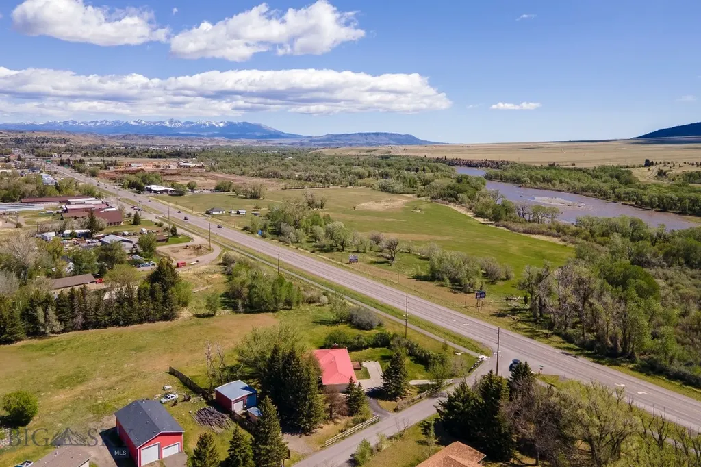 2 Shamrock Lane Livingston MT 59047