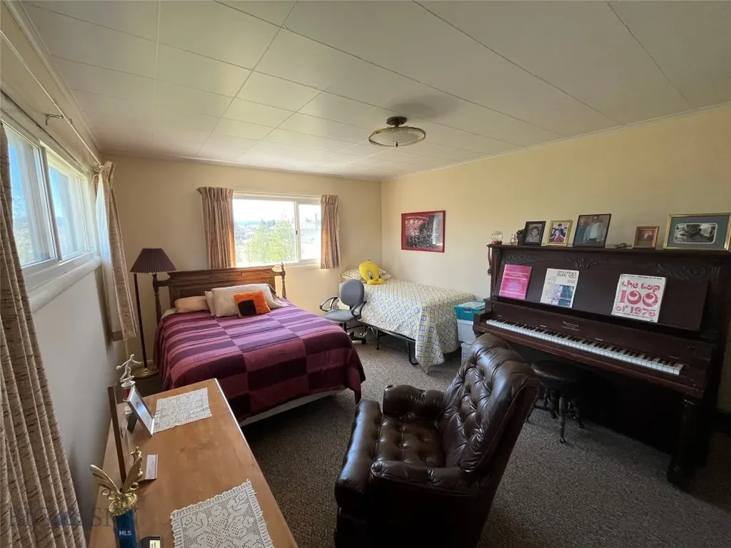 1152 West Copper Butte MT 59701