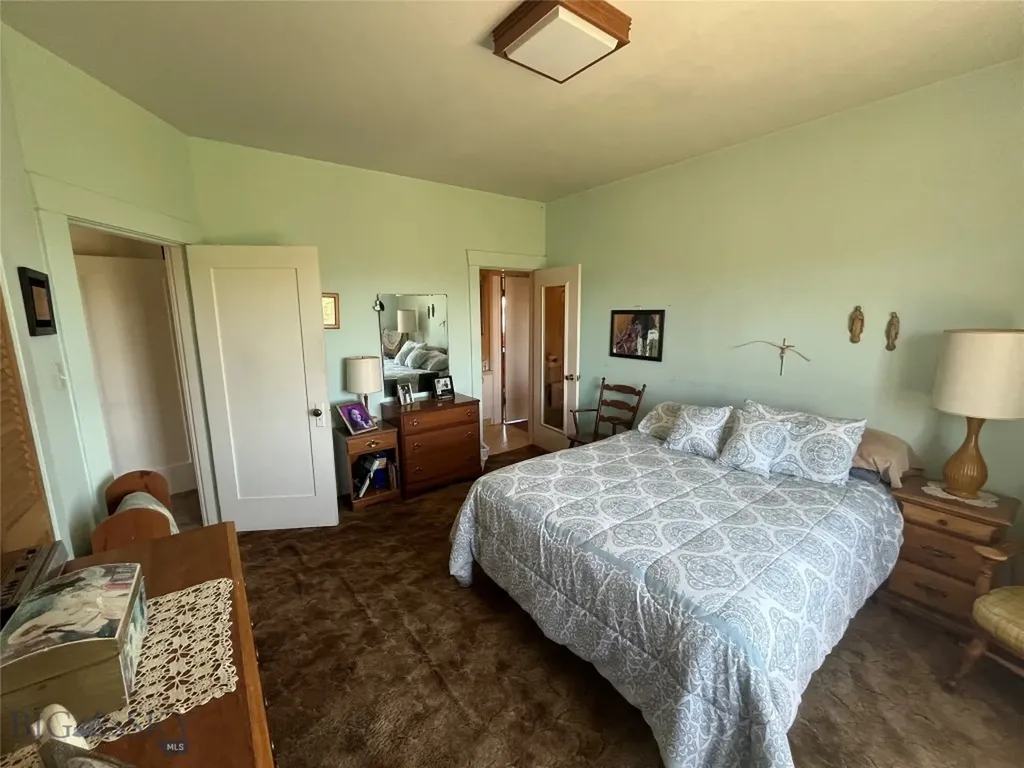 1152 West Copper Butte MT 59701