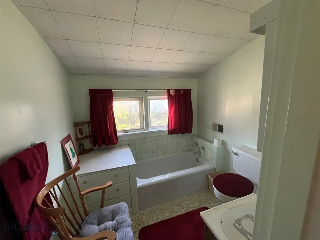 1152 West Copper Butte MT 59701