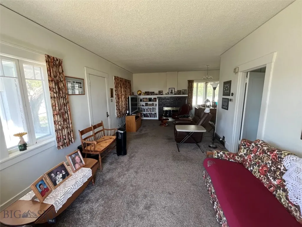 1152 West Copper Butte MT 59701