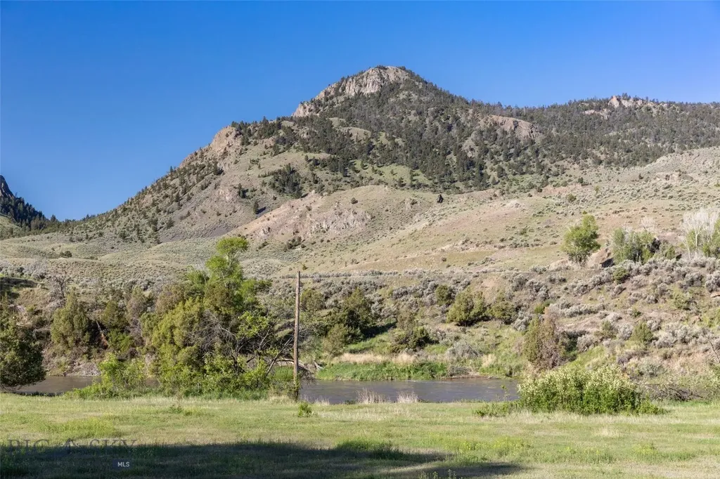 Tbd Us Hwy 89 S Gardiner MT 59030