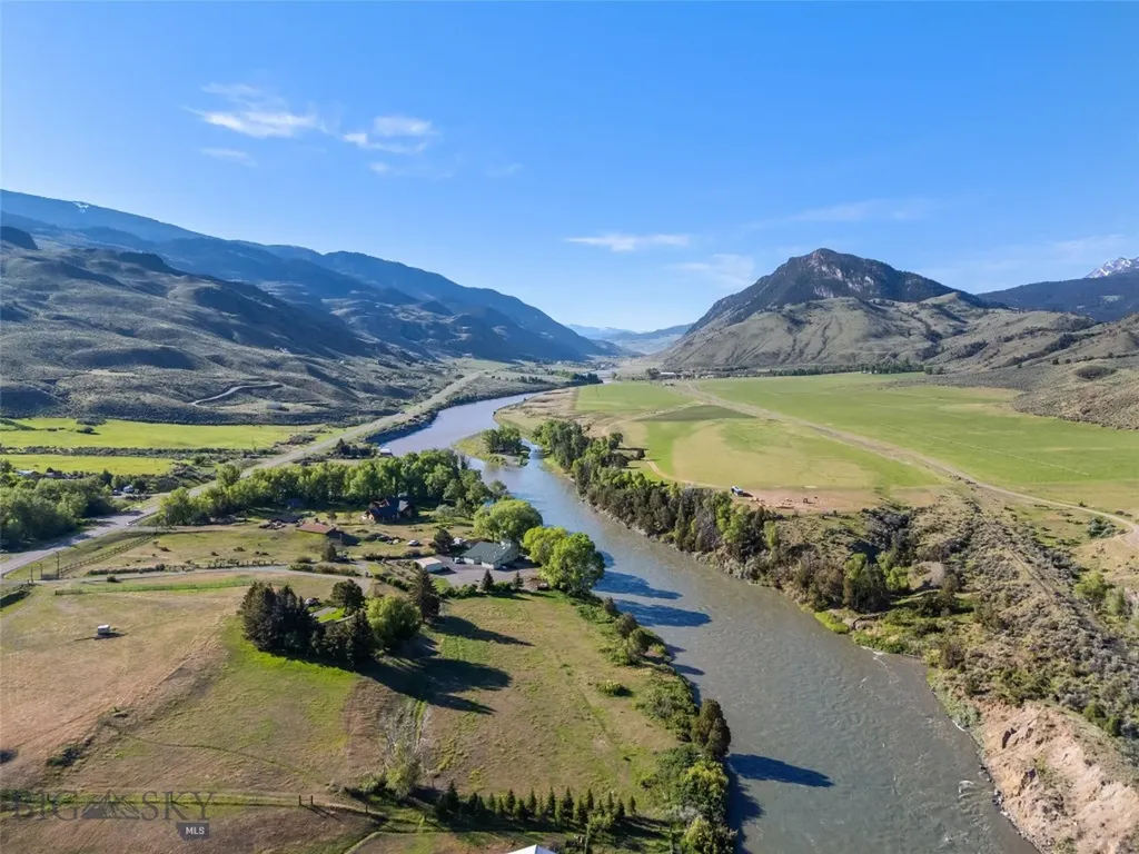 Tbd Us Hwy 89 S Gardiner MT 59030