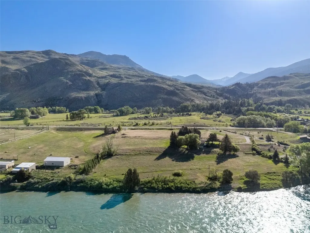 Tbd Us Hwy 89 S Gardiner MT 59030