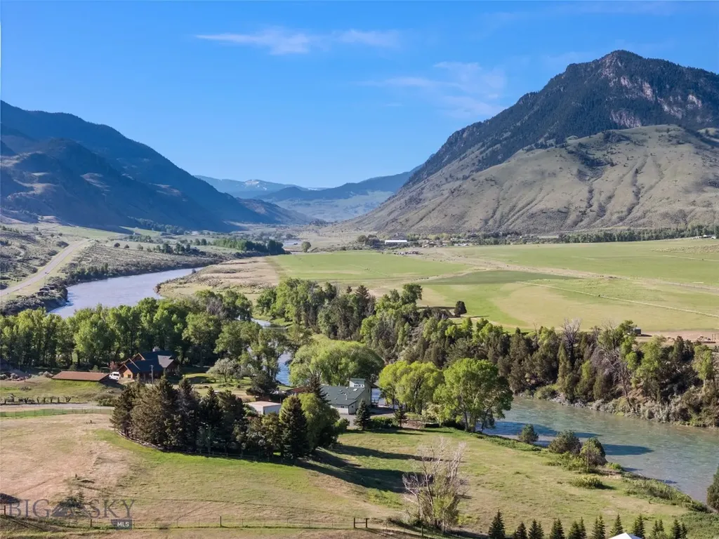 Tbd Us Hwy 89 S Gardiner MT 59030