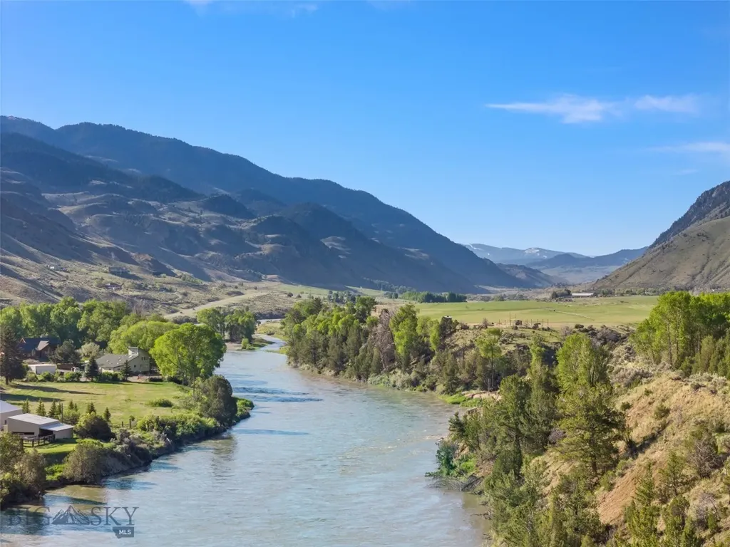 Tbd Us Hwy 89 S Gardiner MT 59030