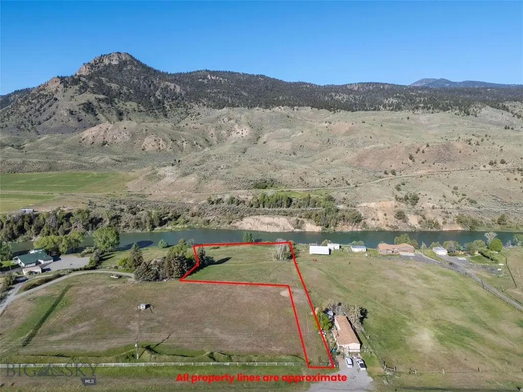 Tbd Us Hwy 89 S Gardiner MT 59030