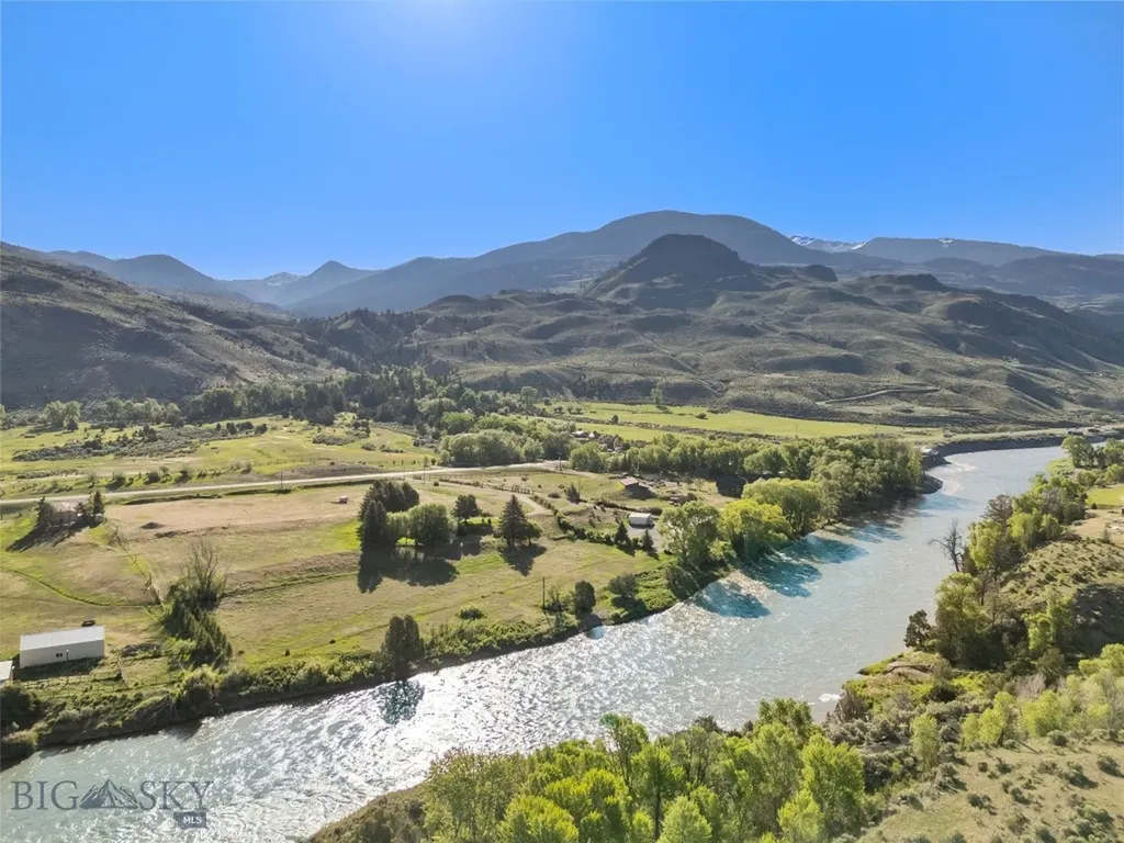 Tbd Us Hwy 89 S Gardiner MT 59030