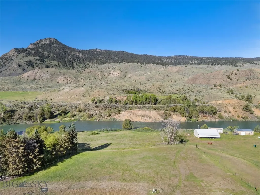 Tbd Us Hwy 89 S Gardiner MT 59030