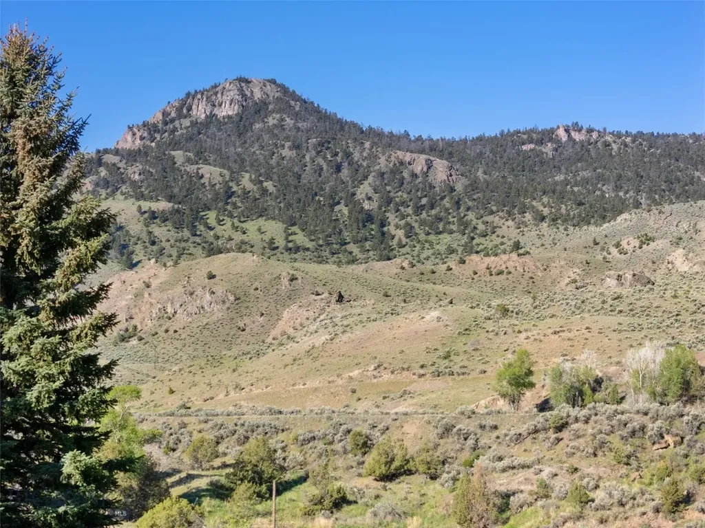 Tbd Us Hwy 89 S Gardiner MT 59030