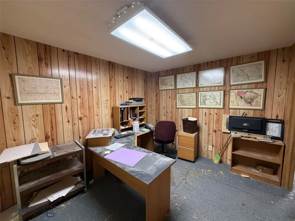 409 Central Avenue Fairfield MT 59436