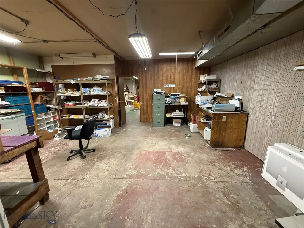 409 Central Avenue Fairfield MT 59436