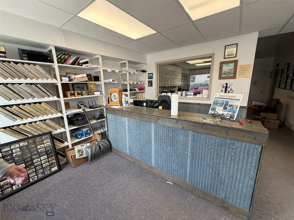 409 Central Avenue Fairfield MT 59436