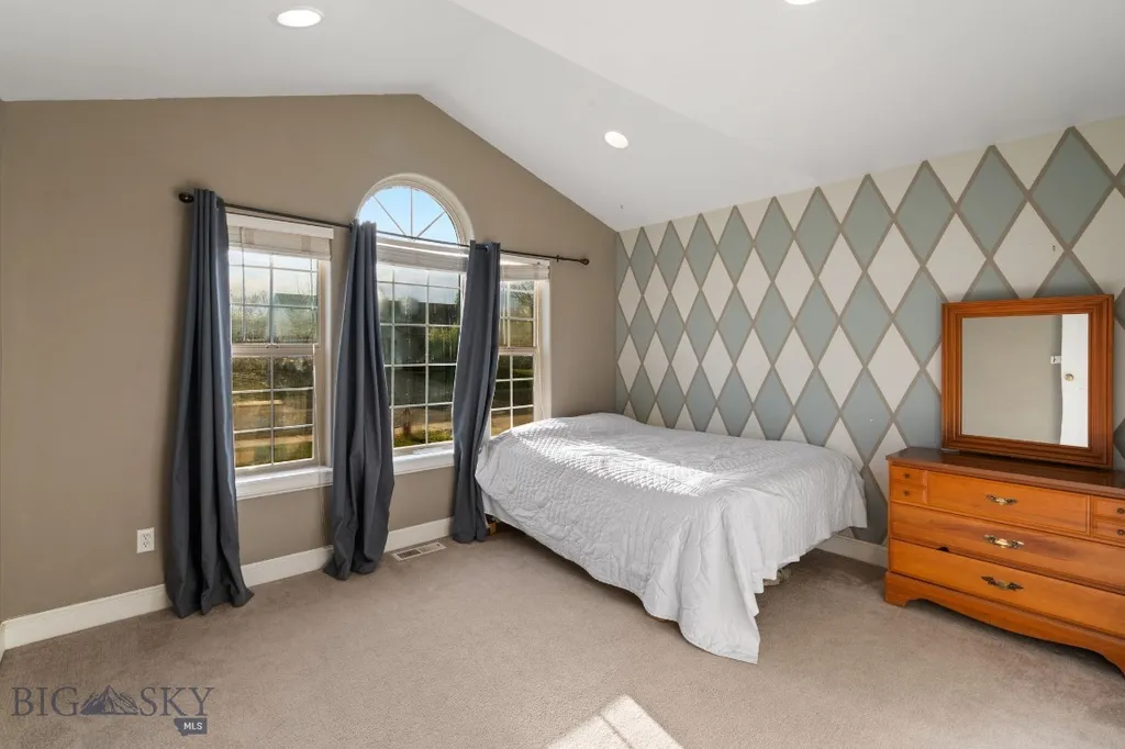 60 Clinton Lane Belgrade MT 59714