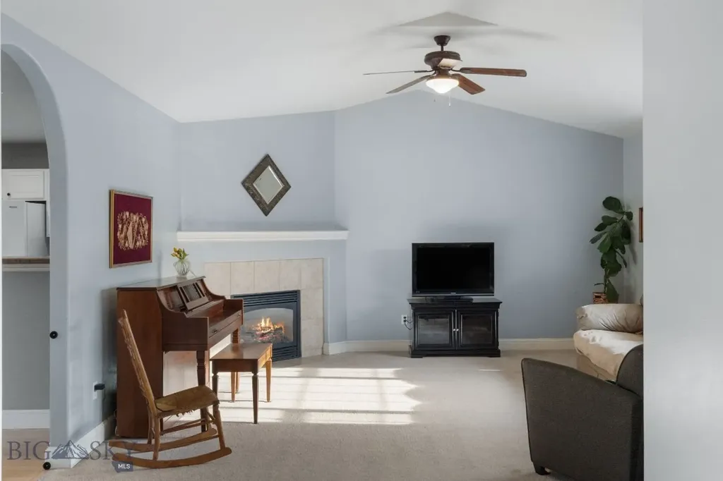 60 Clinton Lane Belgrade MT 59714