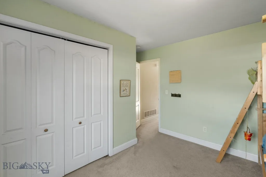 60 Clinton Lane Belgrade MT 59714