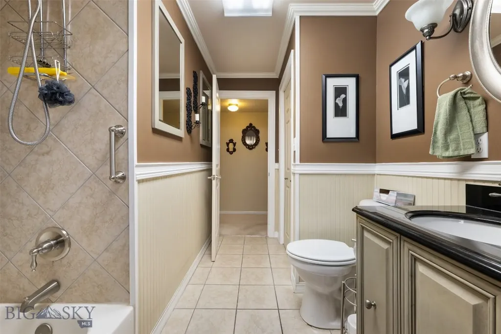 2818 Elizabeth Warren Avenue Butte MT 59701