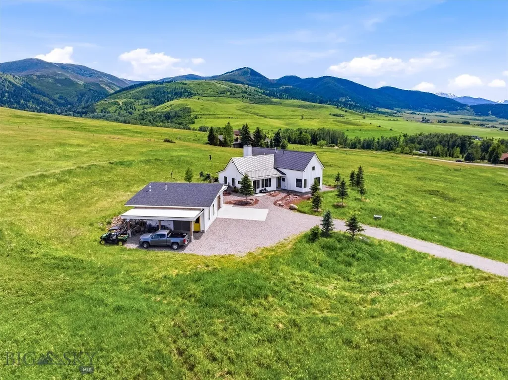 1111 Upper Tom Burke Gallatin Gateway MT 59730