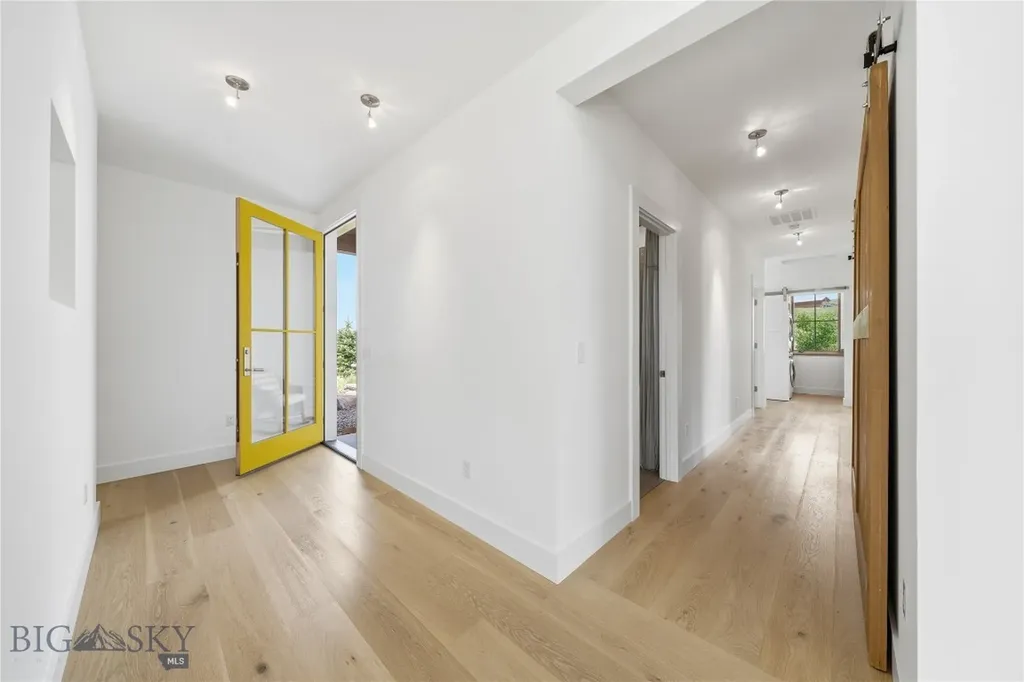 1111 Upper Tom Burke Gallatin Gateway MT 59730