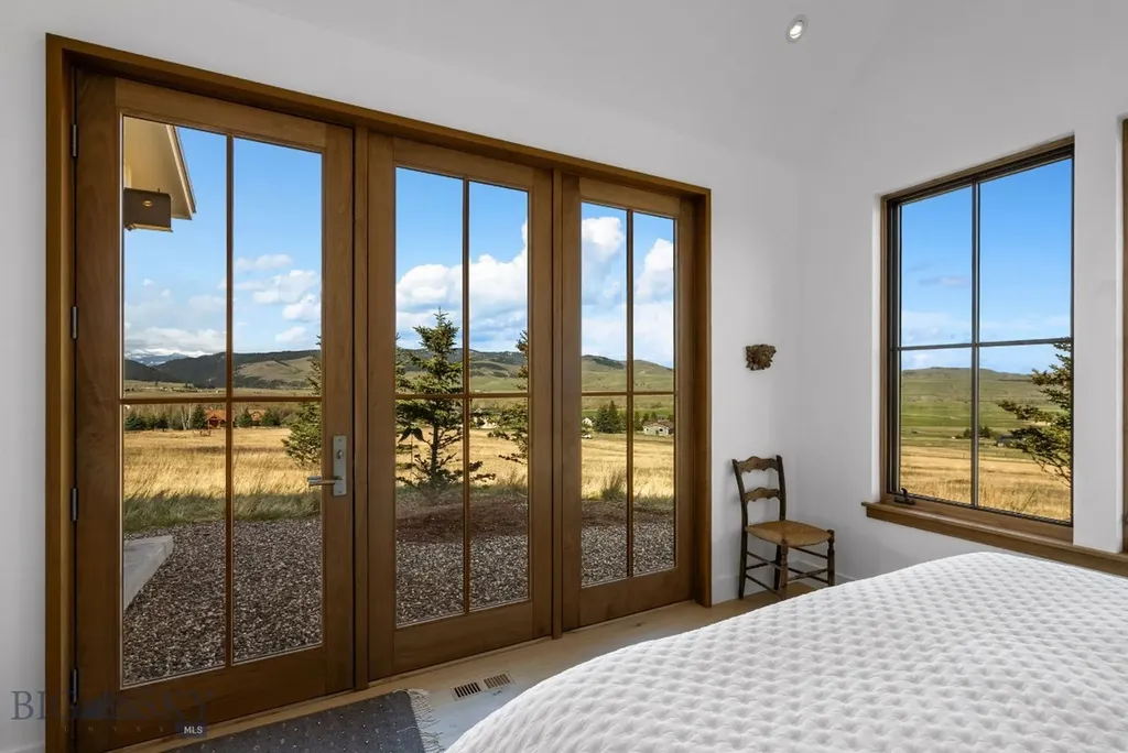 1111 Upper Tom Burke Gallatin Gateway MT 59730