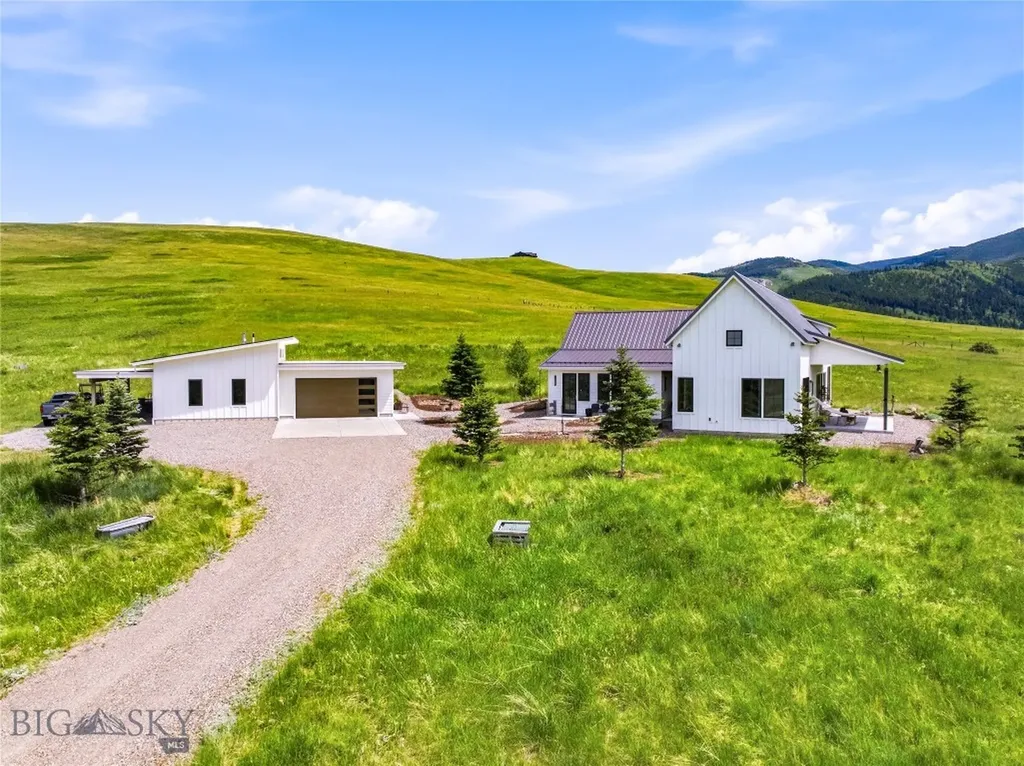 1111 Upper Tom Burke Gallatin Gateway MT 59730
