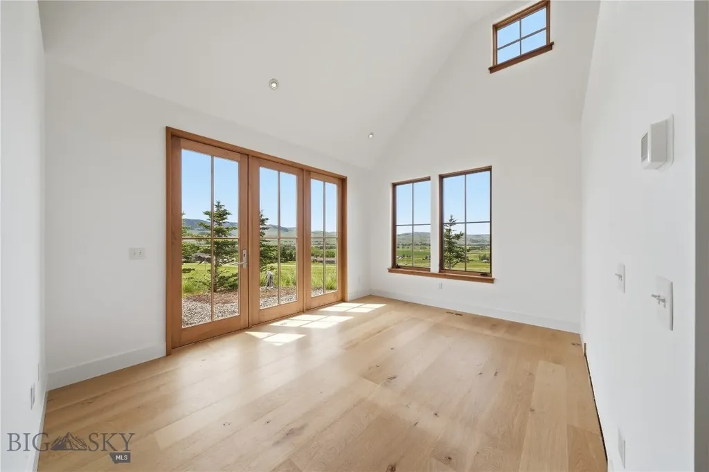 1111 Upper Tom Burke Gallatin Gateway MT 59730