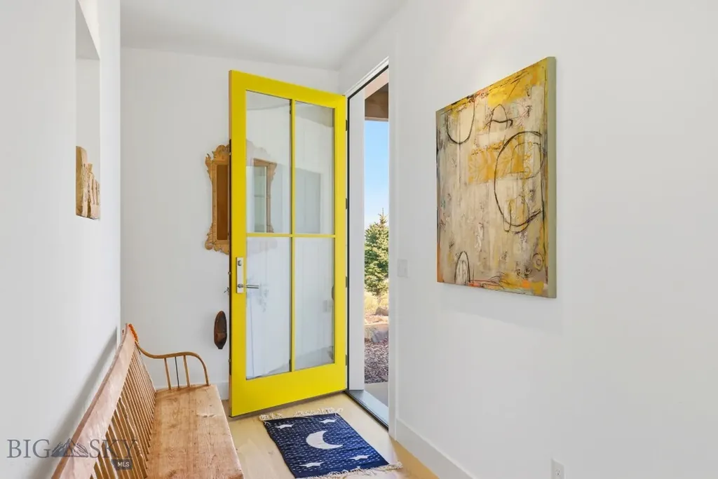 1111 Upper Tom Burke Gallatin Gateway MT 59730