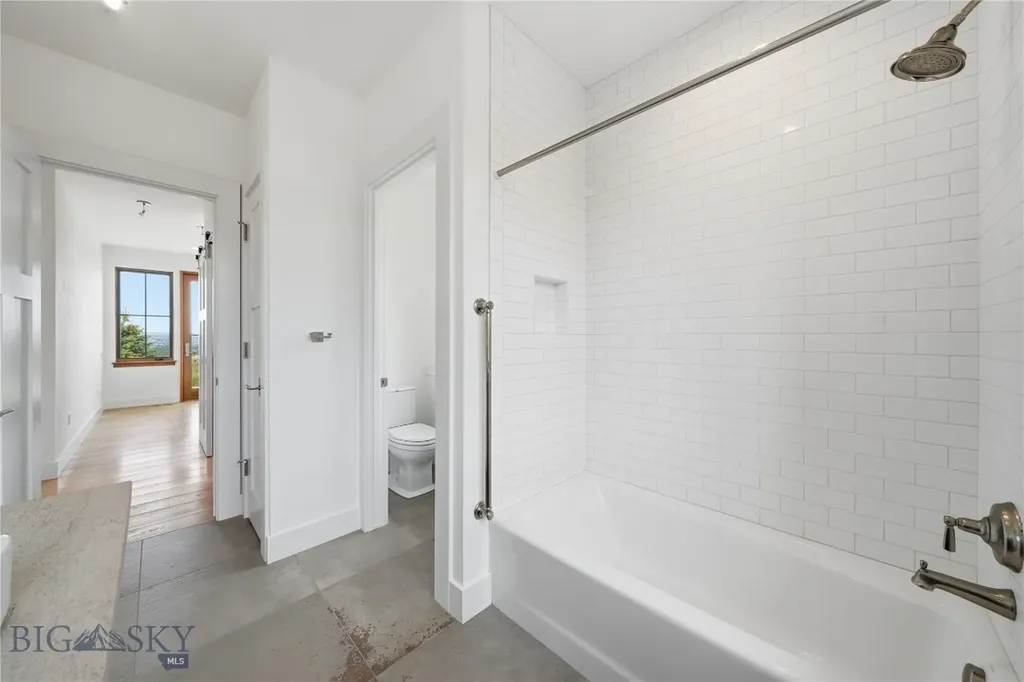 1111 Upper Tom Burke Gallatin Gateway MT 59730