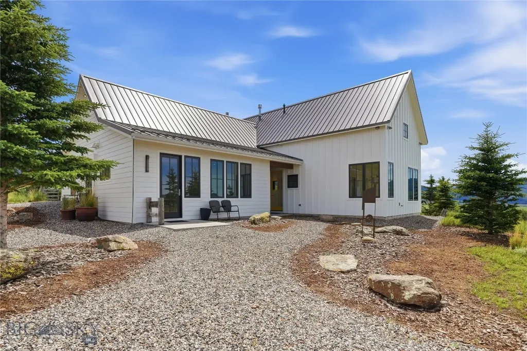 1111 Upper Tom Burke Gallatin Gateway MT 59730