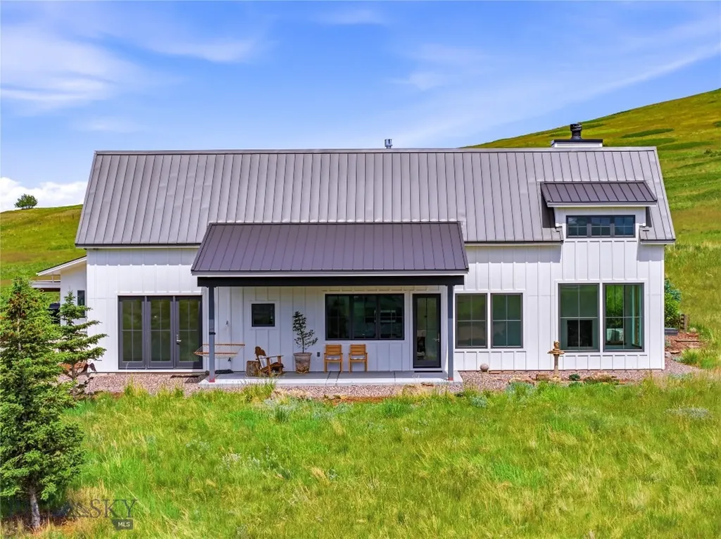 1111 Upper Tom Burke Gallatin Gateway MT 59730