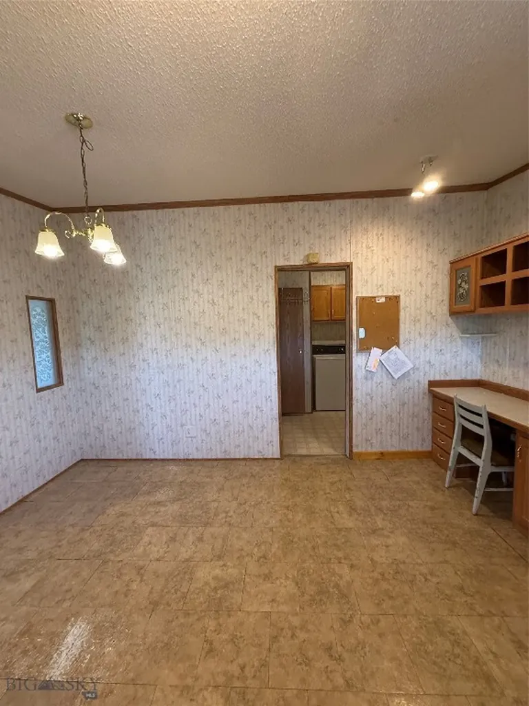 107 Prairie Dog Road Livingston MT 59047
