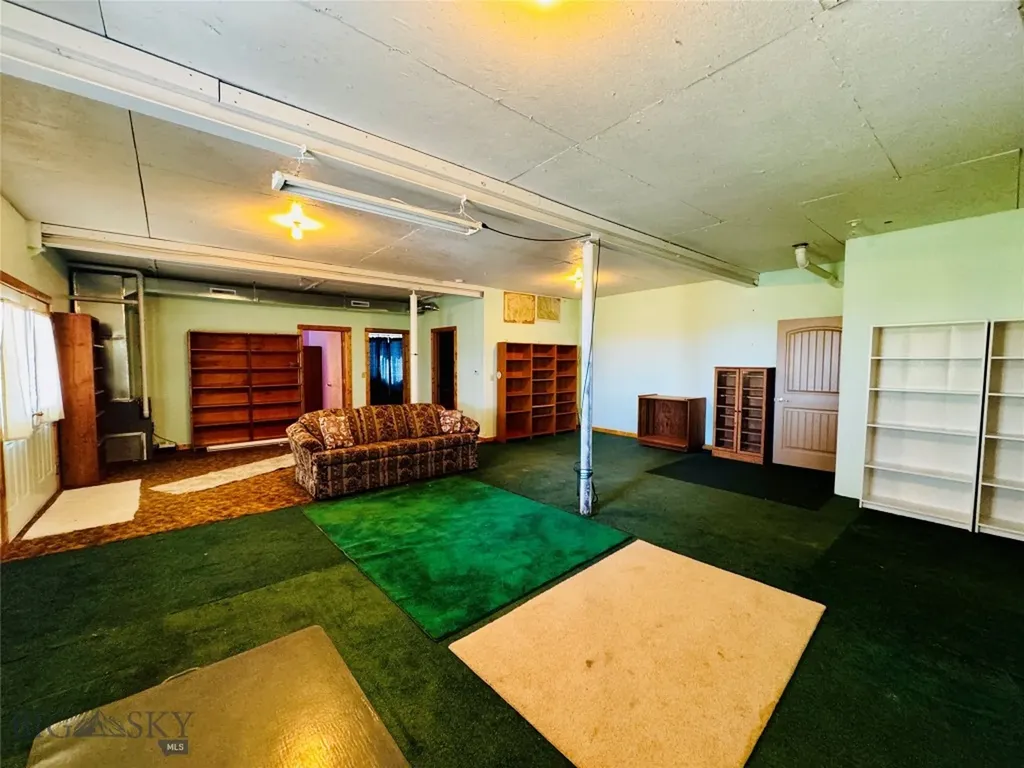 107 Prairie Dog Road Livingston MT 59047