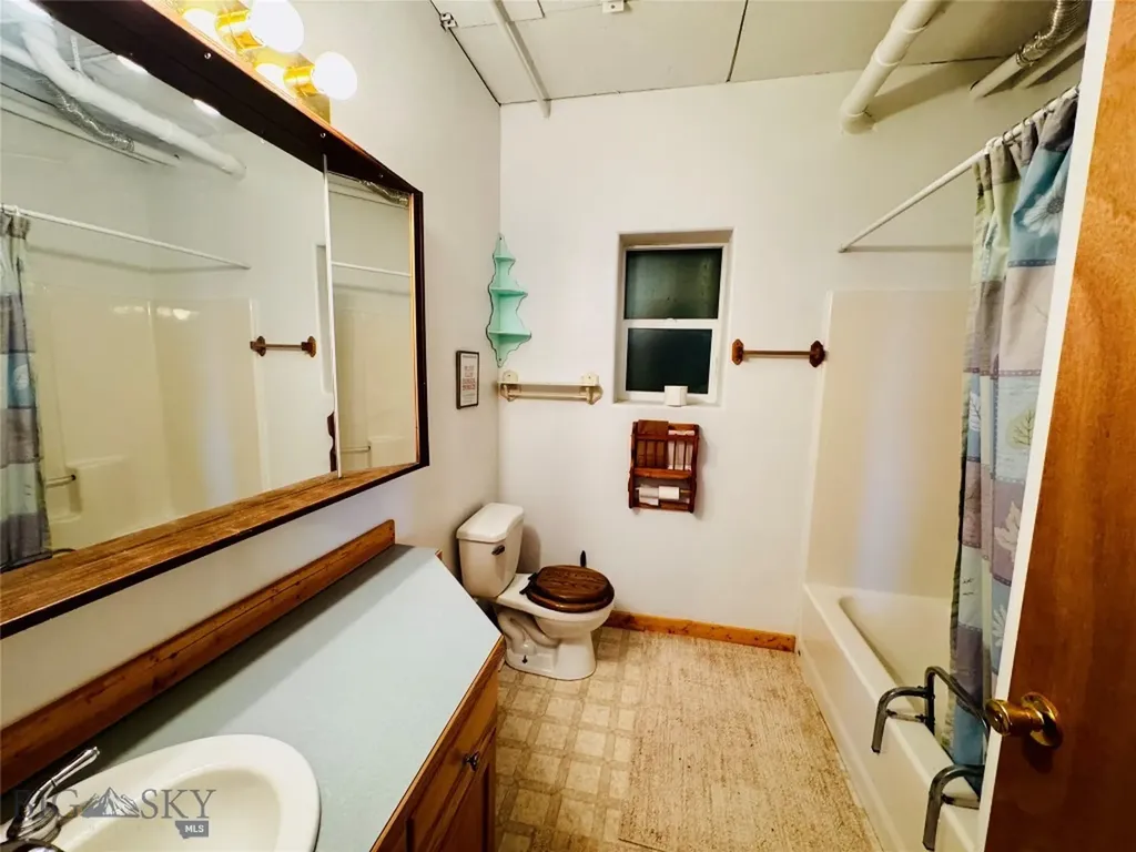 107 Prairie Dog Road Livingston MT 59047
