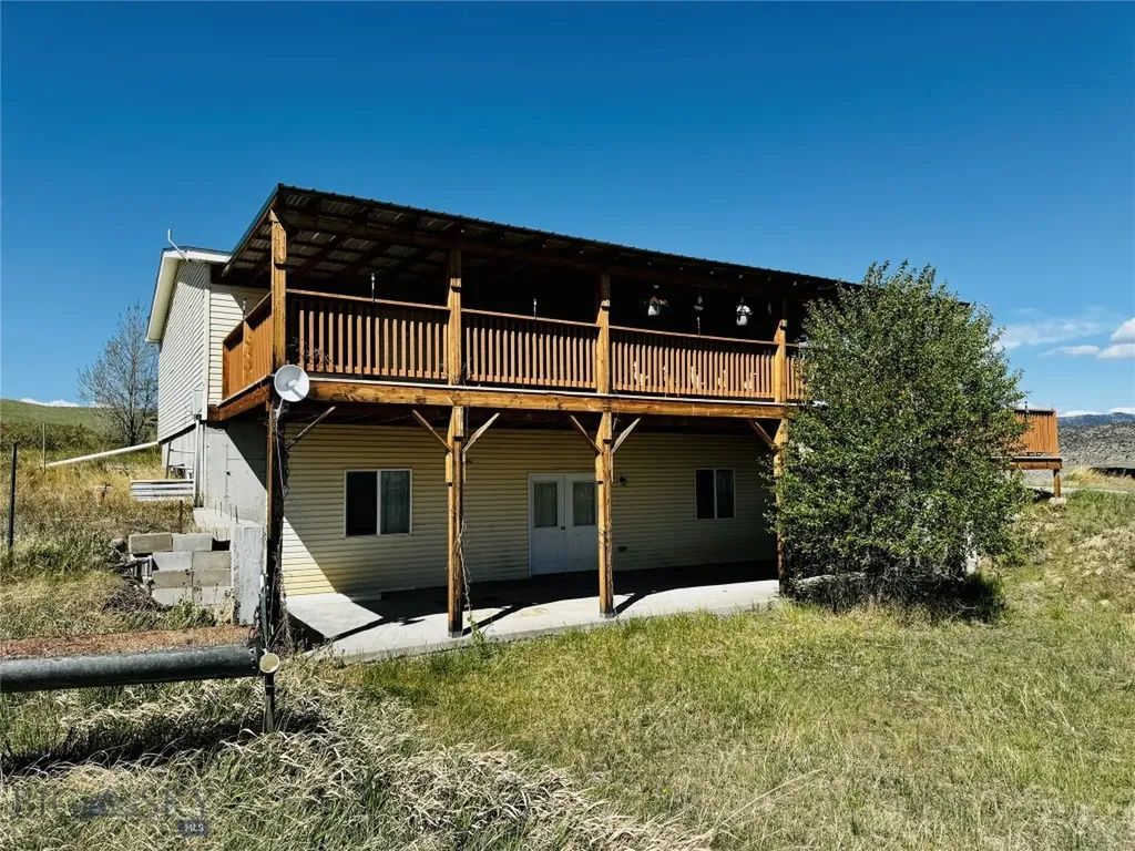 107 Prairie Dog Road Livingston MT 59047