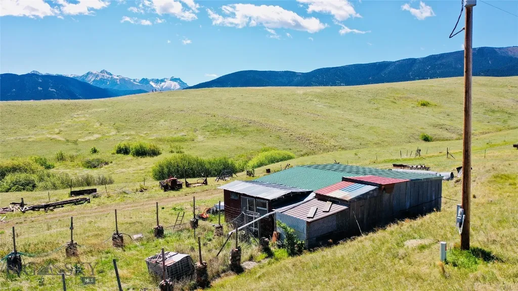 107 Prairie Dog Road Livingston MT 59047