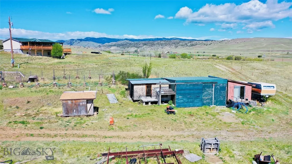 107 Prairie Dog Road Livingston MT 59047