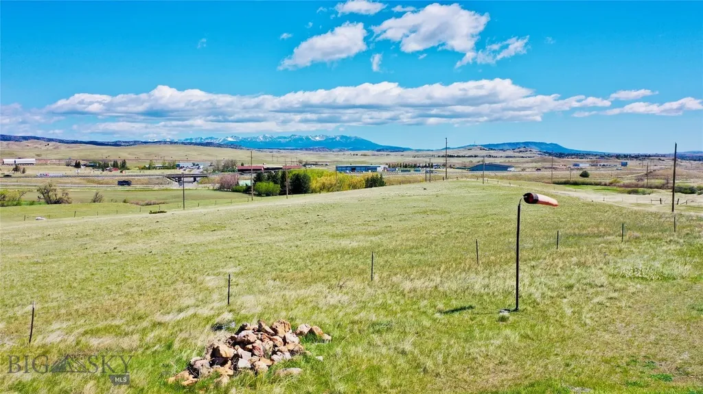 107 Prairie Dog Road Livingston MT 59047